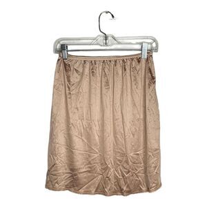 Vassarette Slip Size Medium